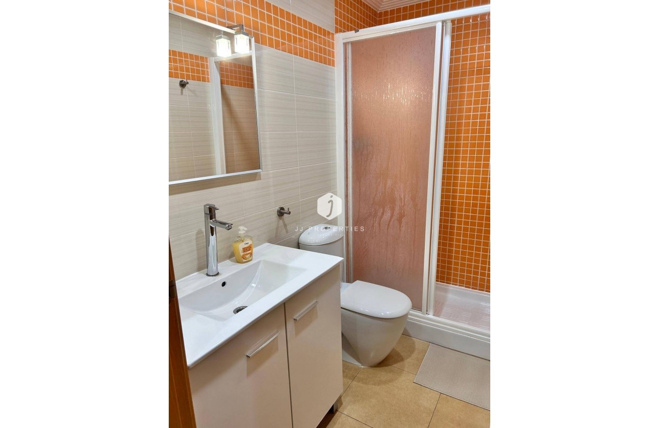 Aus zweiter Hand - Wohnung -
Orihuela Costa - Lomas de Cabo Roig