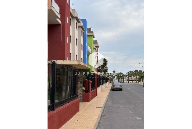Aus zweiter Hand - Wohnung -
Orihuela Costa - Lomas de Cabo Roig