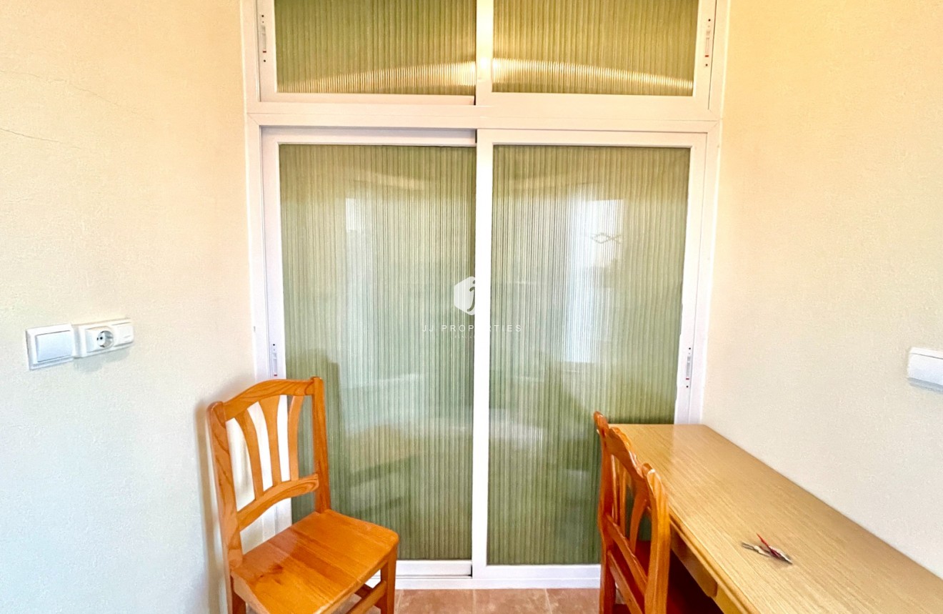Aus zweiter Hand - Villa -
Almoradí - Inland