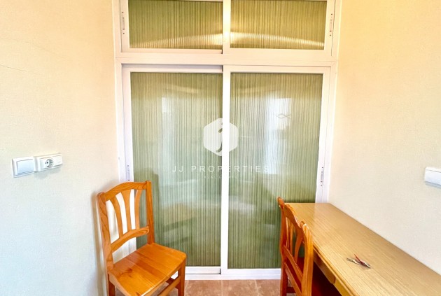 Aus zweiter Hand - Villa -
Almoradí - Inland
