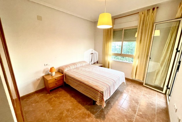 Aus zweiter Hand - Villa -
Almoradí - Inland