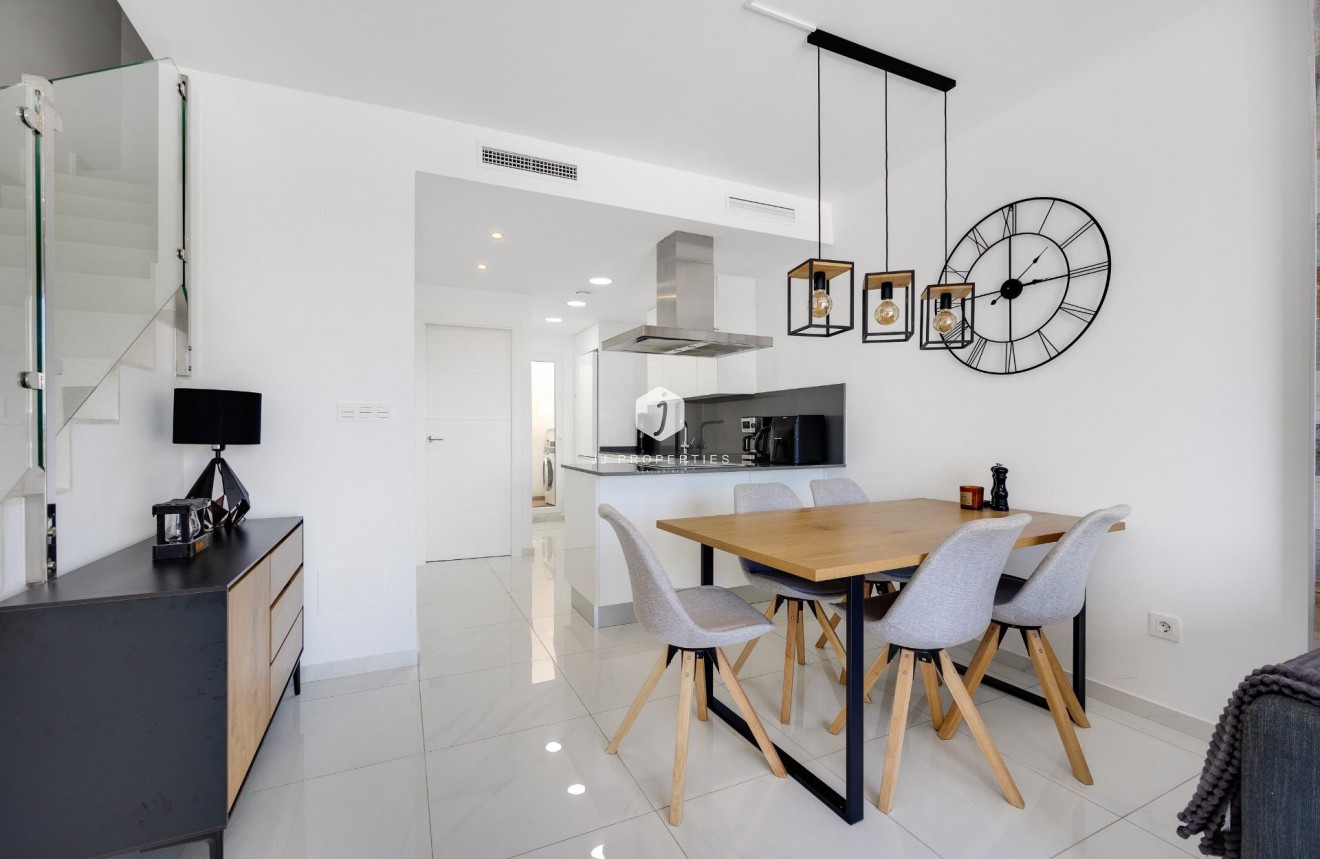 Tweedehands - Chalet -
Torrevieja - Los Balcones