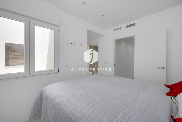Tweedehands - Chalet -
Torrevieja - Los Balcones