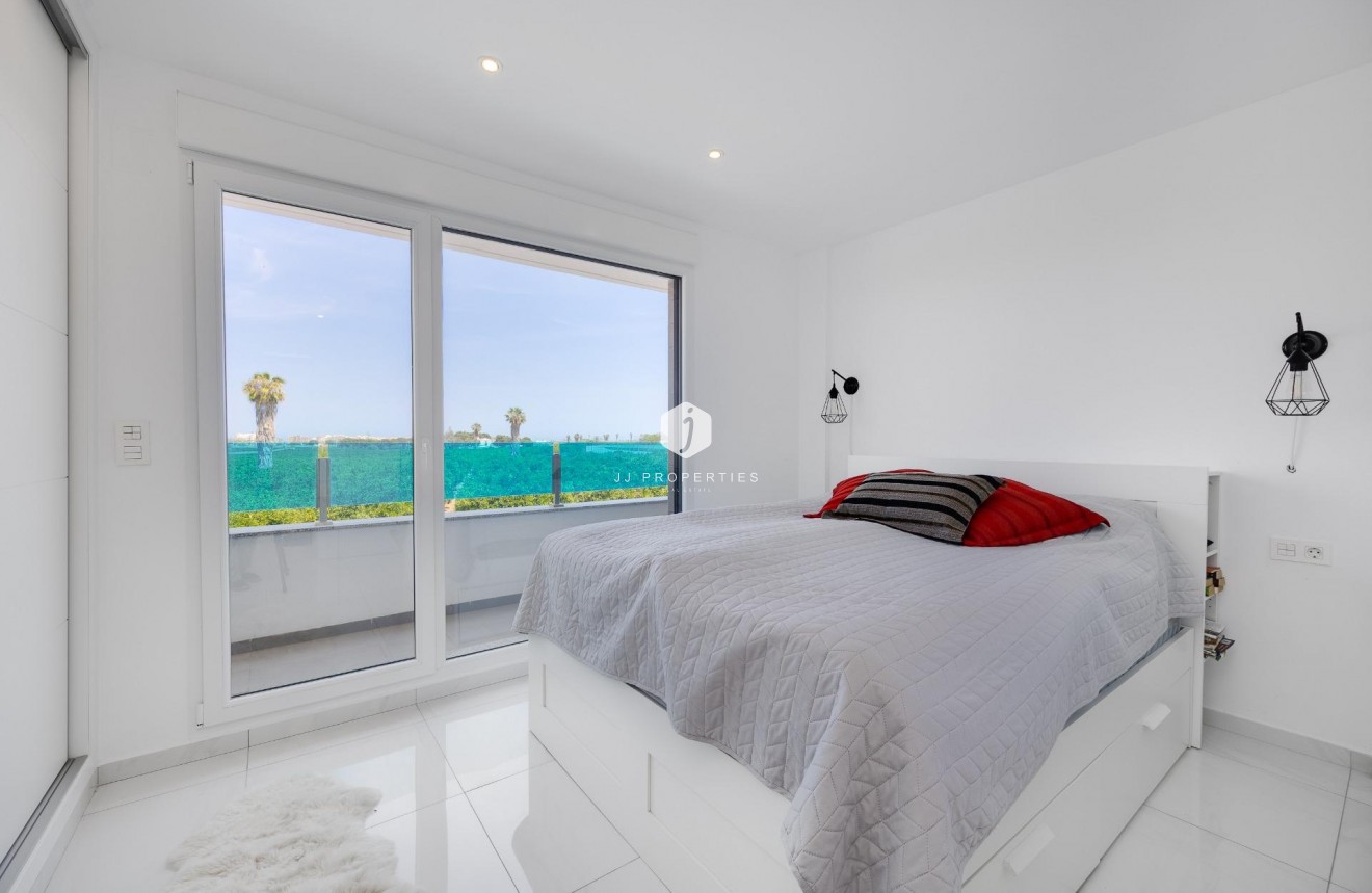 Tweedehands - Chalet -
Torrevieja - Los Balcones