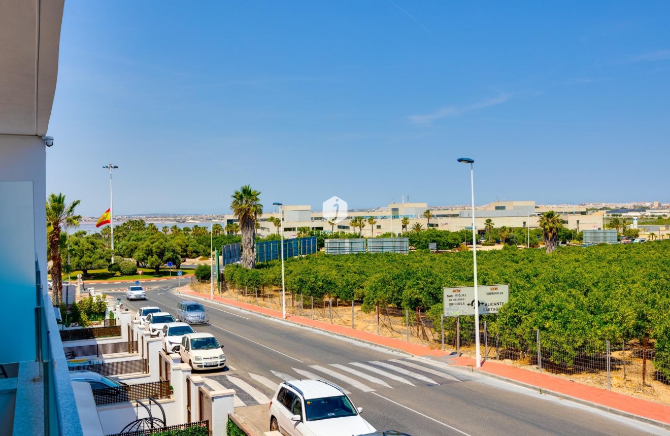 Tweedehands - Chalet -
Torrevieja - Los Balcones