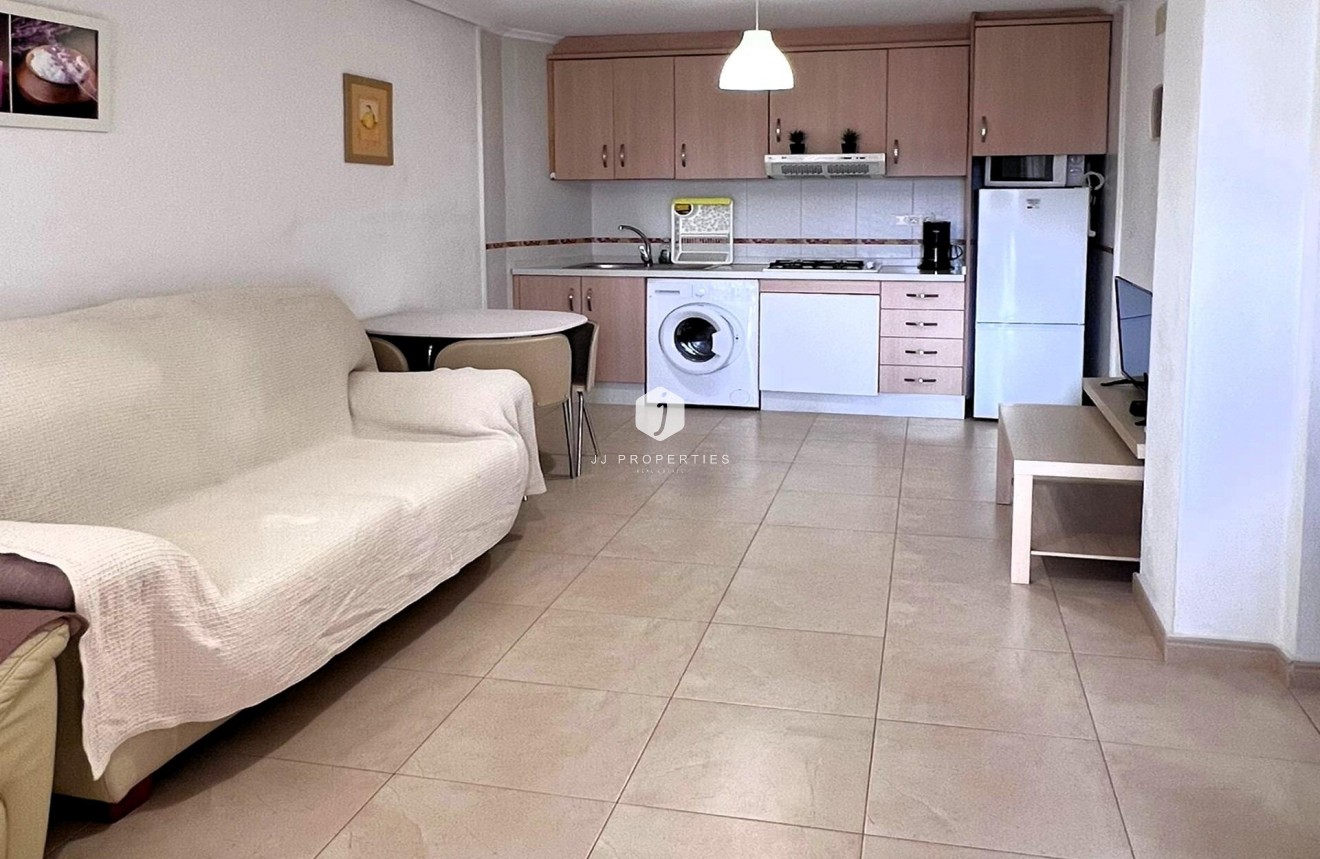 D'occasion - Appartement -
Torrevieja - Playa de los Locos