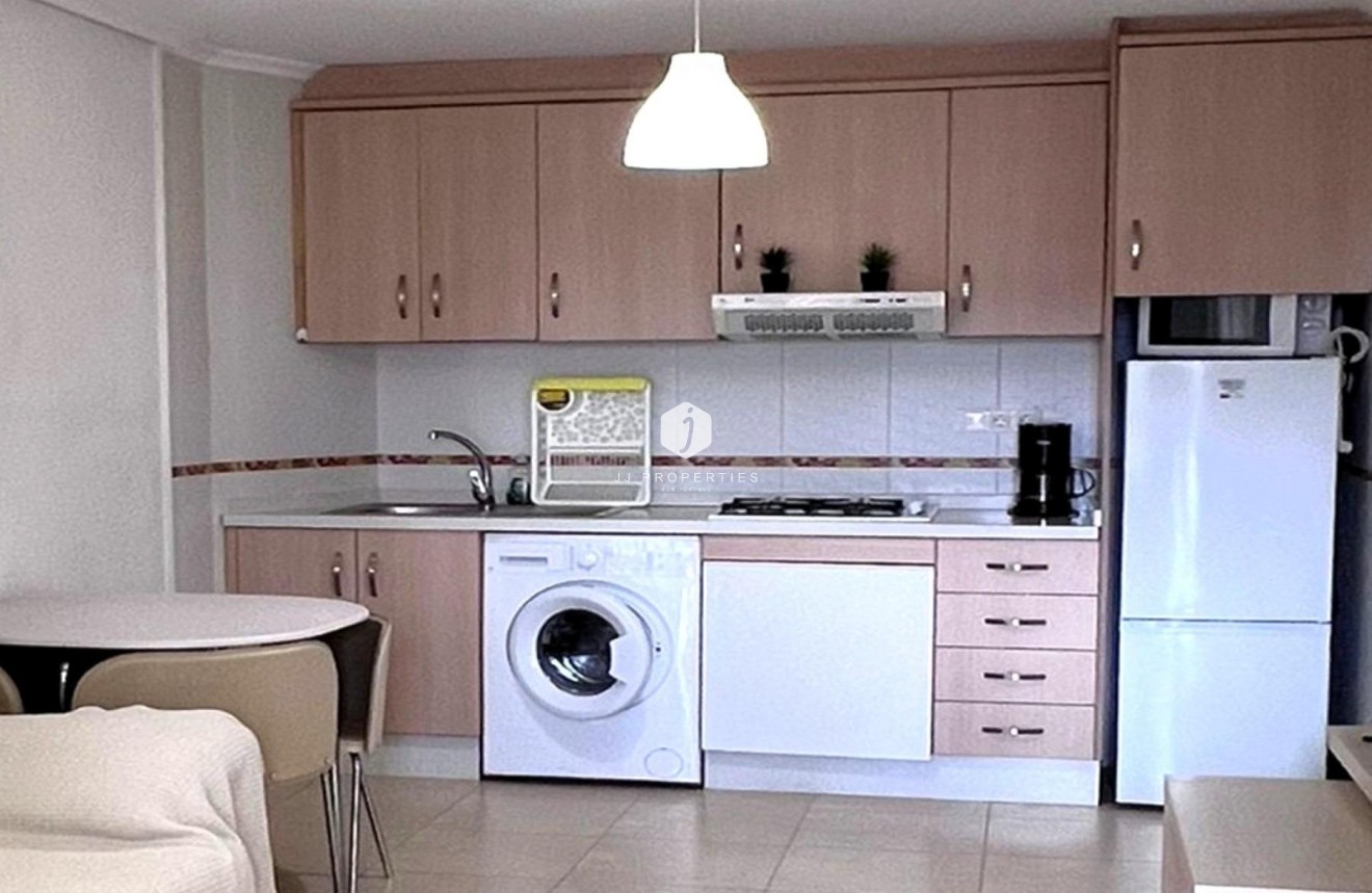 D'occasion - Appartement -
Torrevieja - Playa de los Locos