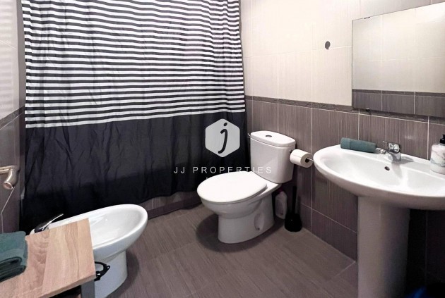 D'occasion - Appartement -
Torrevieja - Playa de los Locos