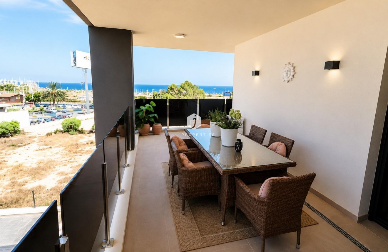 Aus zweiter Hand - Wohnung -
Orihuela Costa - Costa Blanca