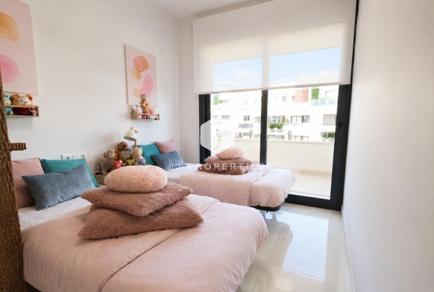 Aus zweiter Hand - Wohnung -
Orihuela Costa - Costa Blanca