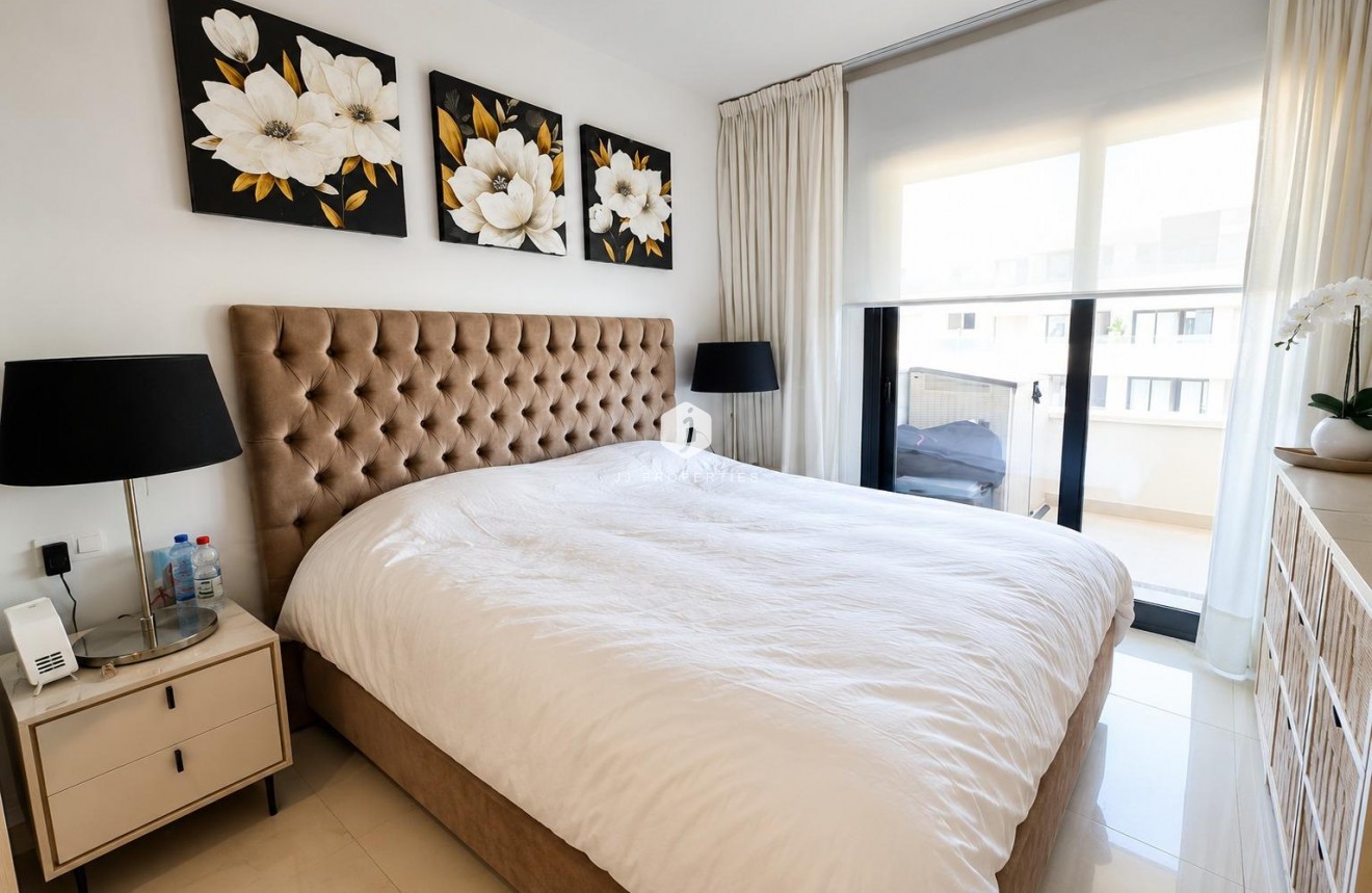 Aus zweiter Hand - Wohnung -
Orihuela Costa - Costa Blanca