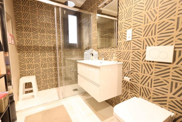 Aus zweiter Hand - Wohnung -
Orihuela Costa - Costa Blanca