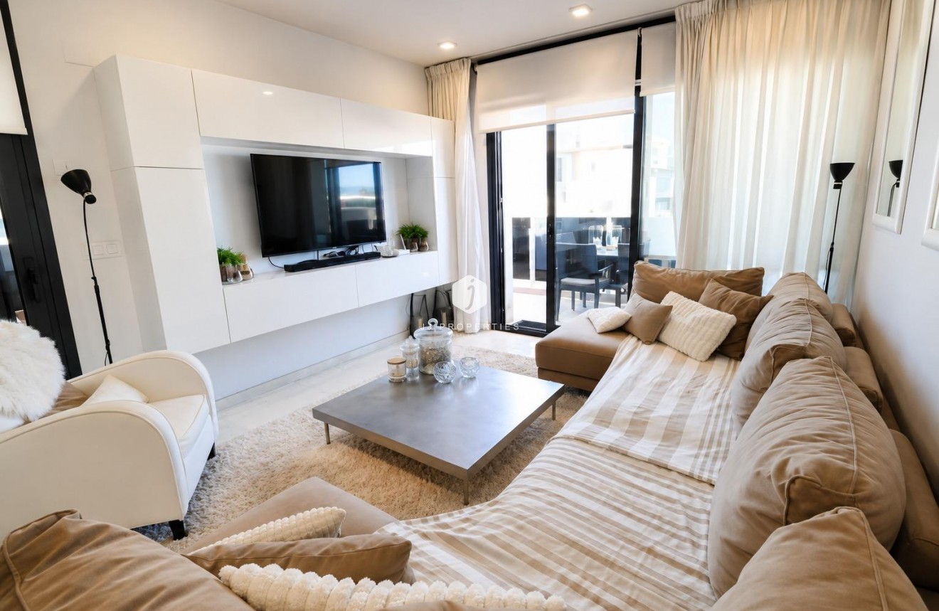 Aus zweiter Hand - Wohnung -
Orihuela Costa - Costa Blanca