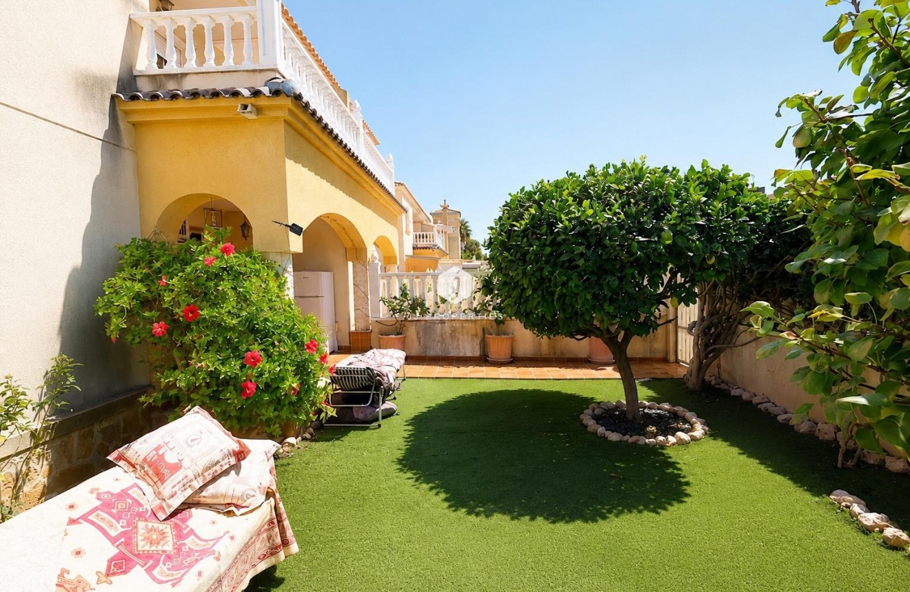 Resale - Apartment / flat -
Orihuela Costa - Costa Blanca