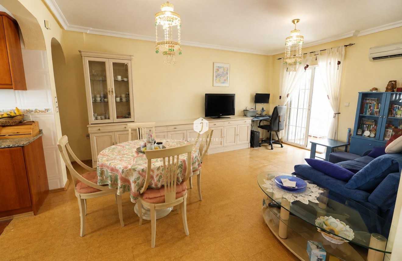 Resale - Apartment / flat -
Orihuela Costa - Costa Blanca