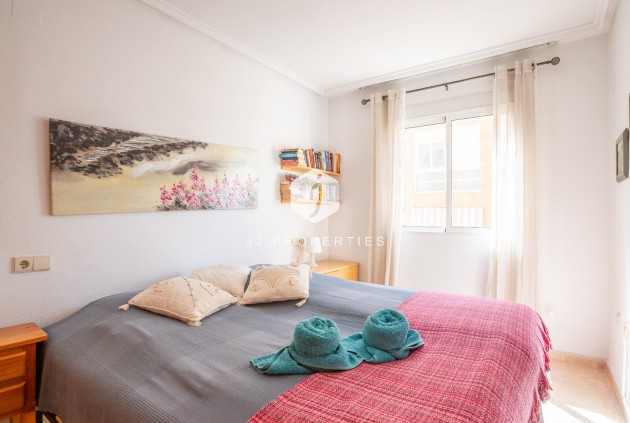 Tweedehands - Appartement / flat -
Torrevieja - Costa Blanca