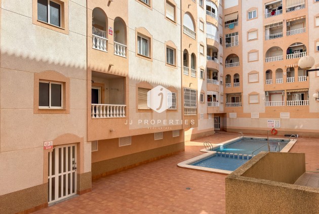 Tweedehands - Appartement / flat -
Torrevieja - Costa Blanca