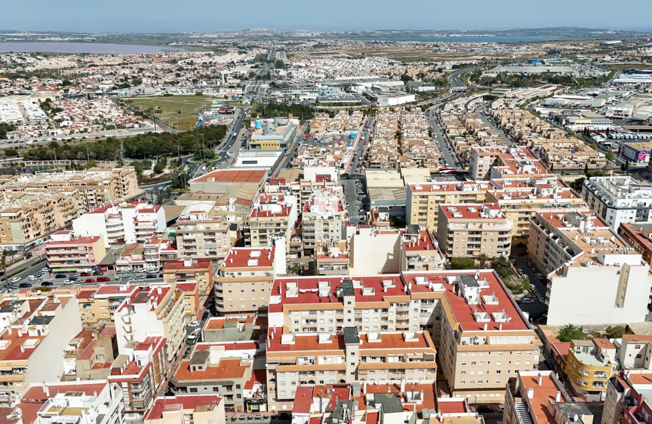 Tweedehands - Appartement / flat -
Torrevieja - Costa Blanca
