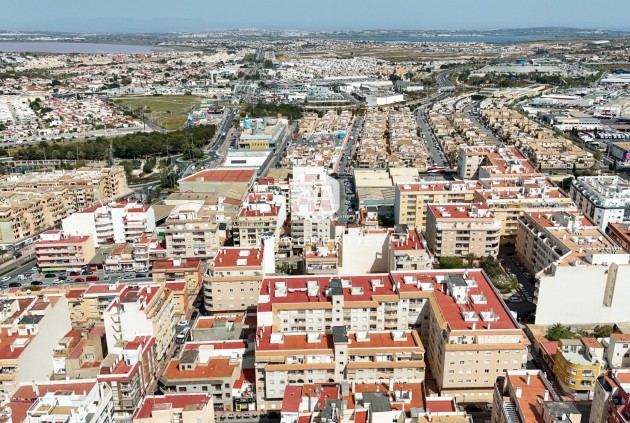 Tweedehands - Appartement / flat -
Torrevieja - Costa Blanca