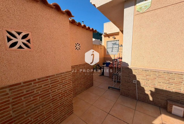 Z drugiej ręki - Szalet -
Torrevieja - Carrefour