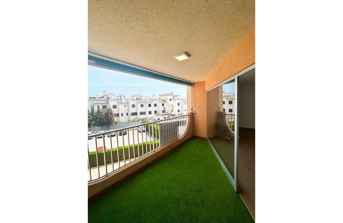 D'occasion - Appartement -
Orihuela Costa - La Regia