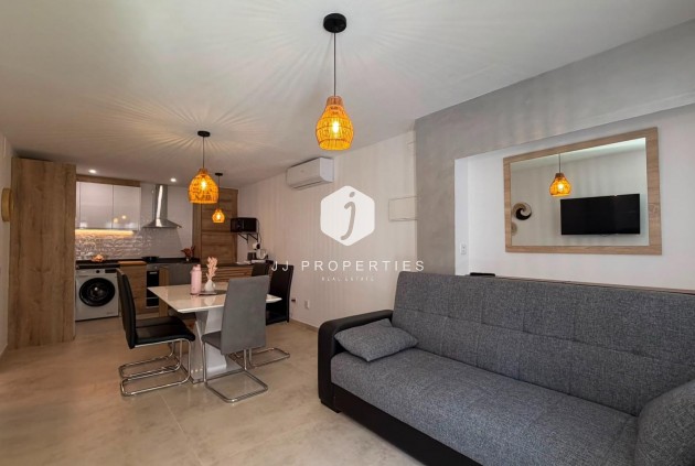 Tweedehands - Bungalow -
Torrevieja - La veleta