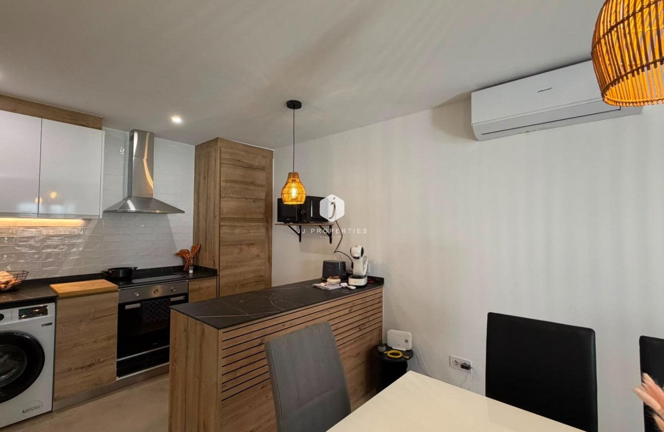 Tweedehands - Bungalow -
Torrevieja - La veleta