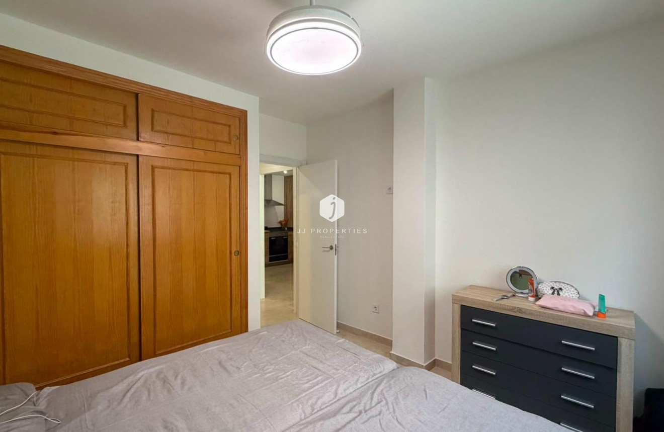 Tweedehands - Bungalow -
Torrevieja - La veleta