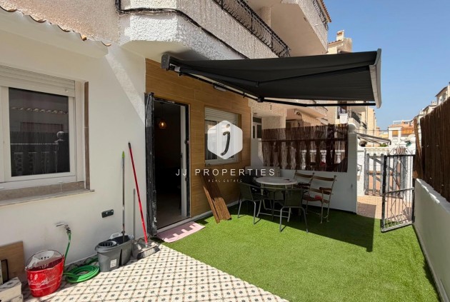 Tweedehands - Bungalow -
Torrevieja - La veleta
