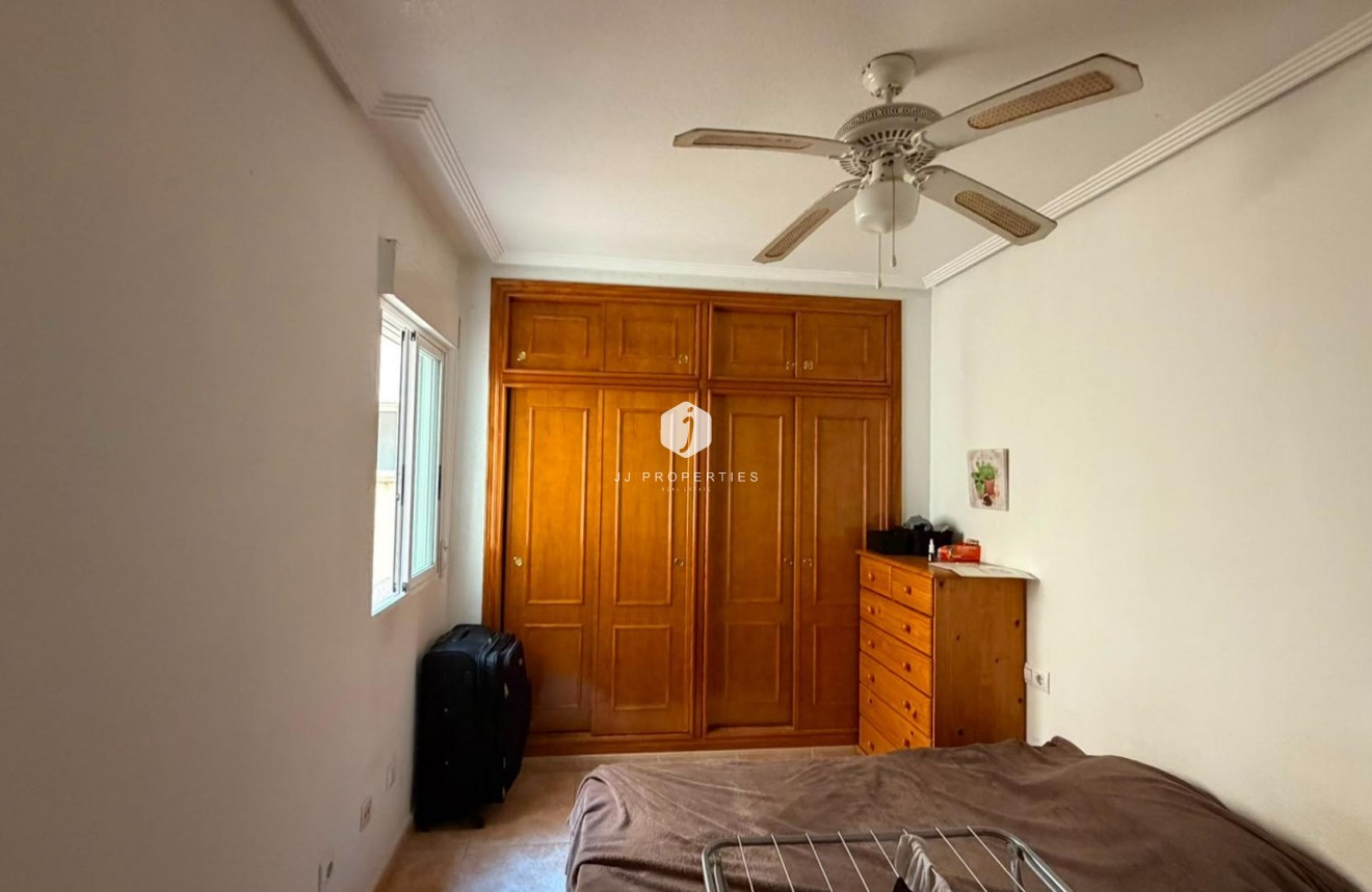 Aus zweiter Hand - Wohnung -
Torrevieja - PARQUE DE LAS NACIONES