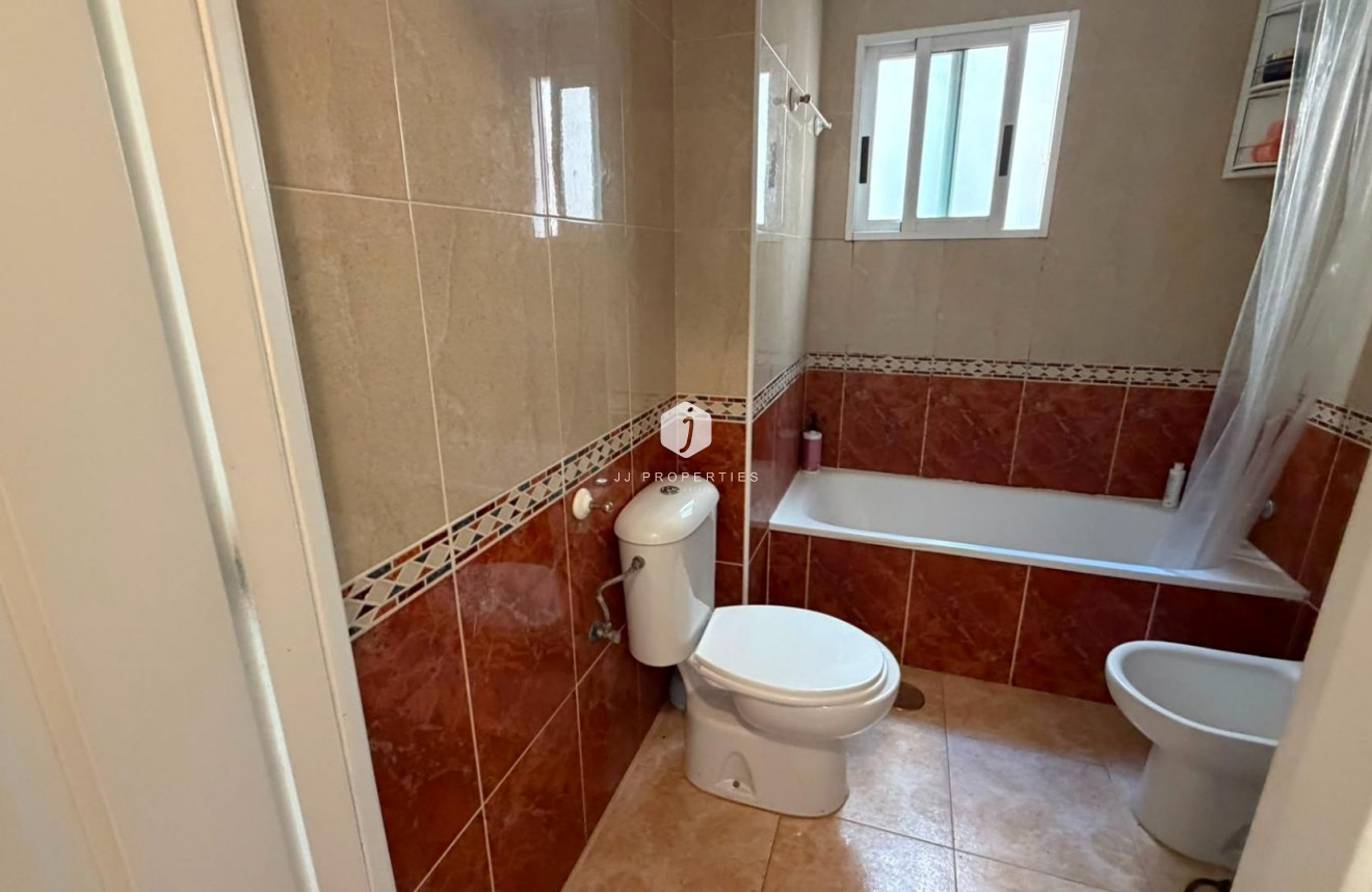 Aus zweiter Hand - Wohnung -
Torrevieja - PARQUE DE LAS NACIONES