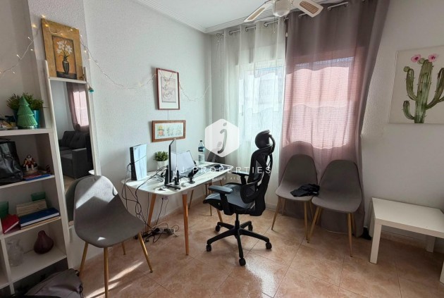 Aus zweiter Hand - Wohnung -
Torrevieja - PARQUE DE LAS NACIONES