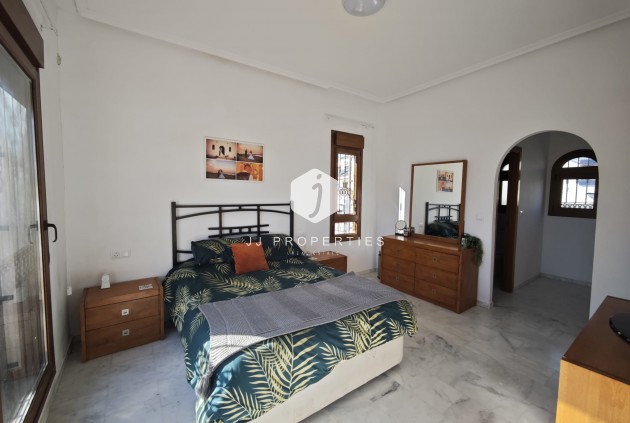 Segunda mano - Villa -
Algorfa - Inland