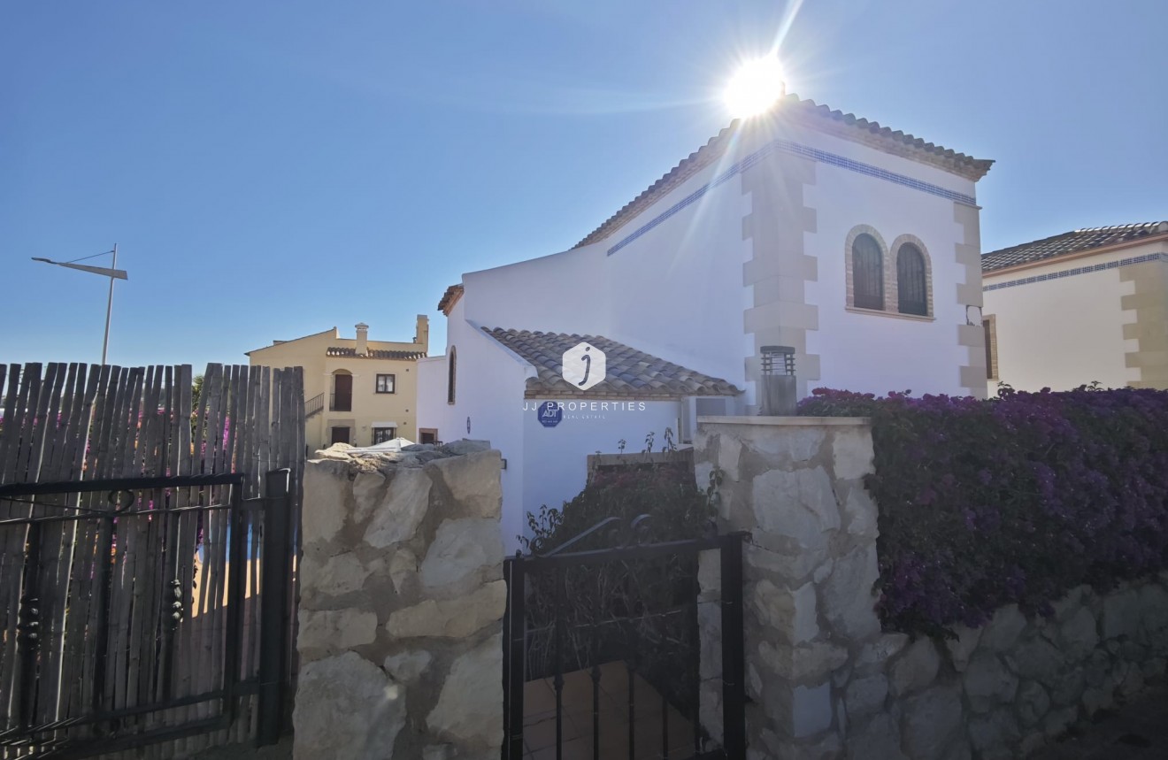 Segunda mano - Villa -
Algorfa - Inland
