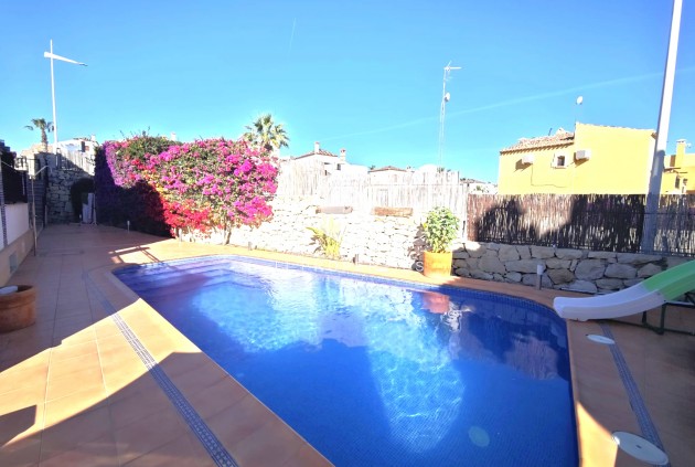 Segunda mano - Villa -
Algorfa - Inland