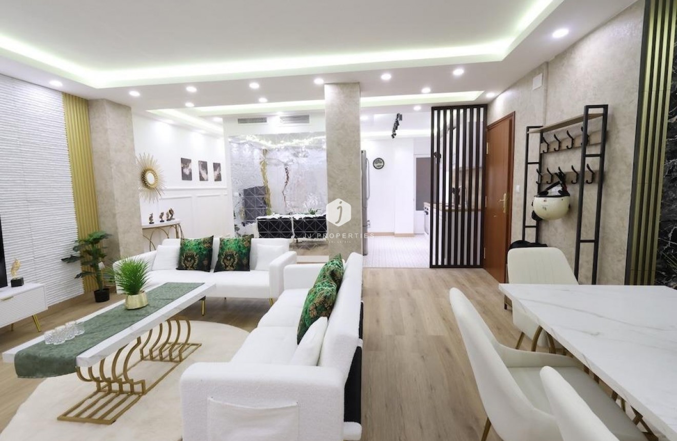 Tweedehands - Appartement / flat -
Torrevieja - Costa Blanca