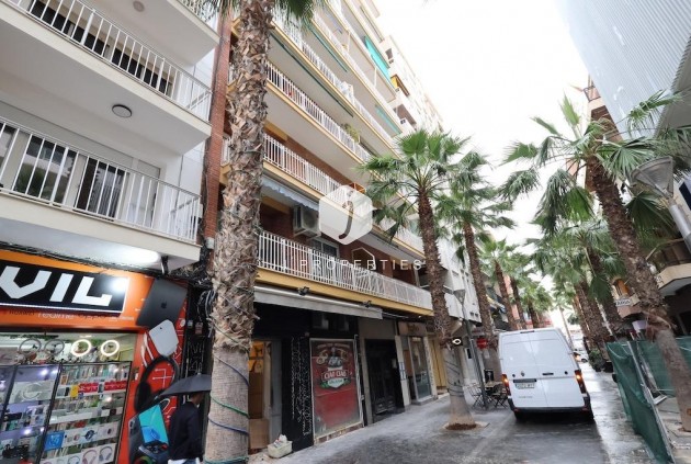 Tweedehands - Appartement / flat -
Torrevieja - Costa Blanca
