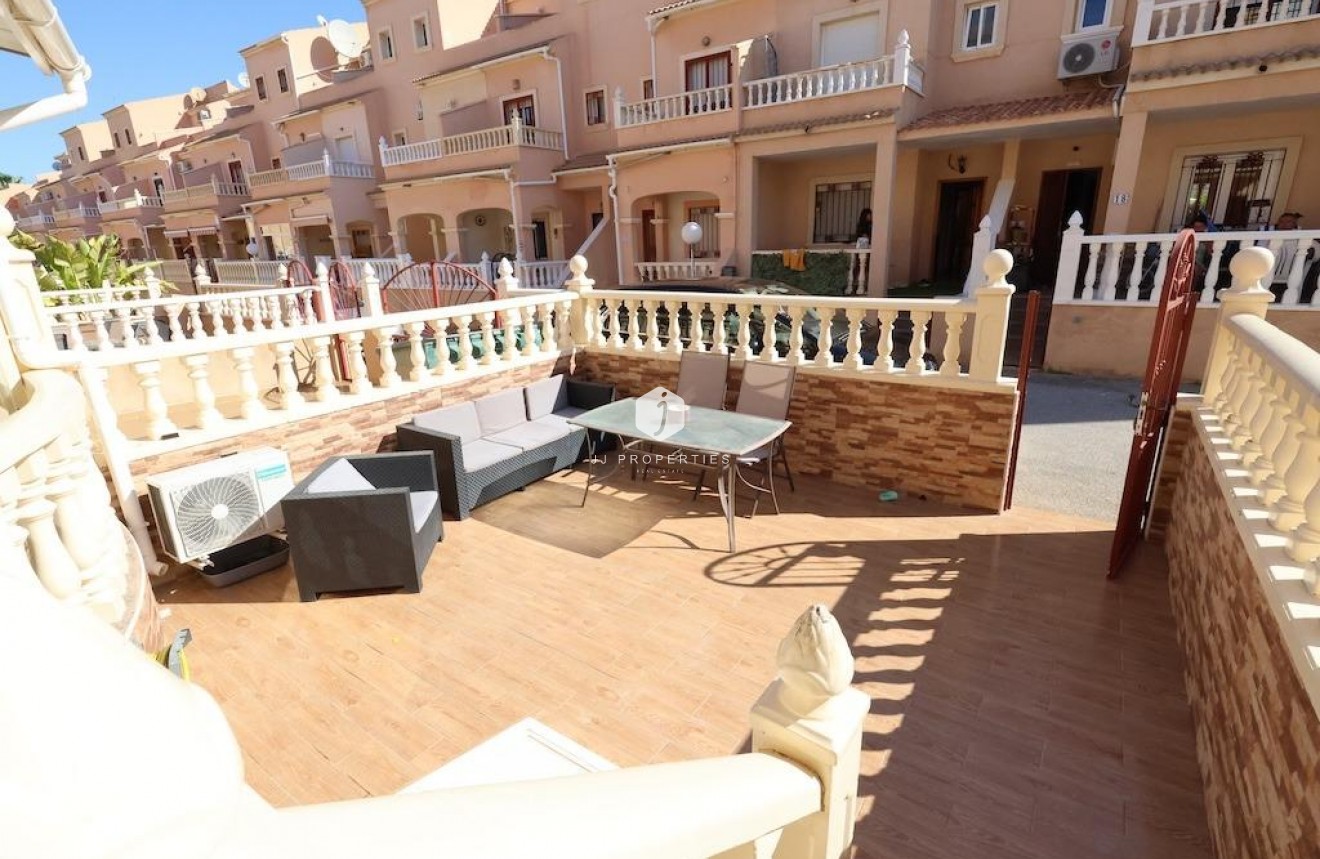 Tweedehands - duplex -
Orihuela Costa - Costa Blanca