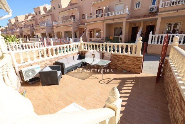 Tweedehands - duplex -
Orihuela Costa - Costa Blanca