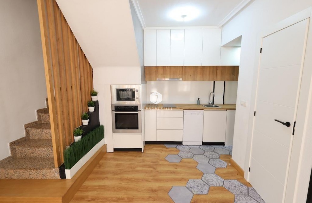 Tweedehands - duplex -
Orihuela Costa - Costa Blanca