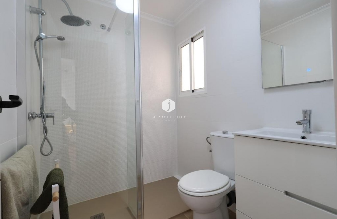 Tweedehands - duplex -
Orihuela Costa - Costa Blanca