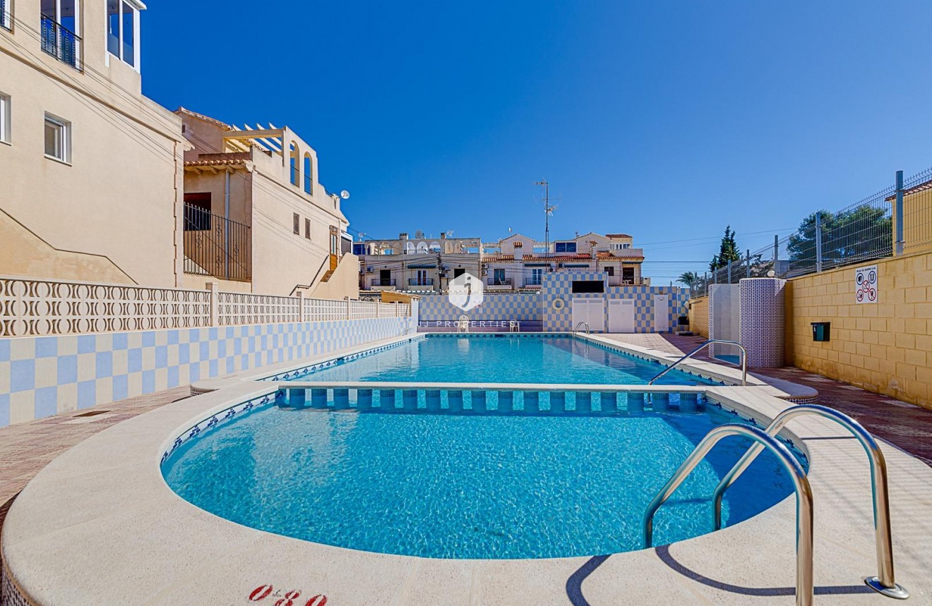 D'occasion - Bungalow -
Torrevieja - La Siesta - El Salado - Torreta