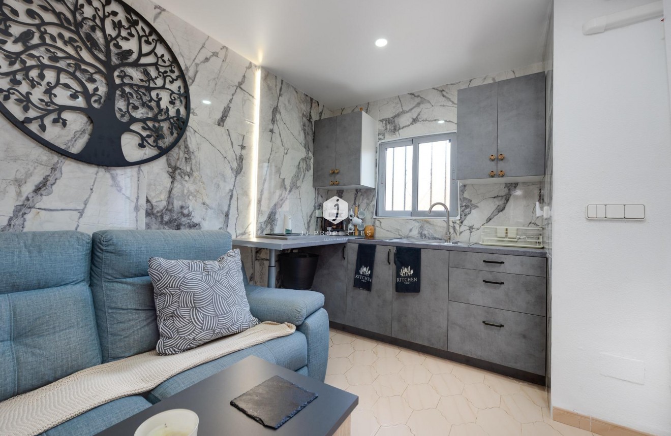 D'occasion - Bungalow -
Torrevieja - La Siesta - El Salado - Torreta