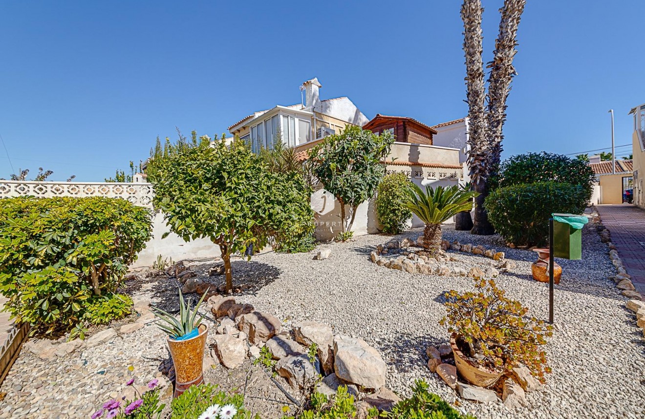 D'occasion - Bungalow -
Torrevieja - La Siesta - El Salado - Torreta