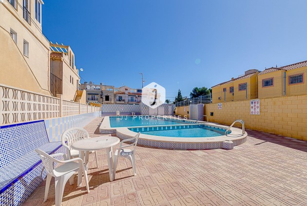 D'occasion - Bungalow -
Torrevieja - La Siesta - El Salado - Torreta