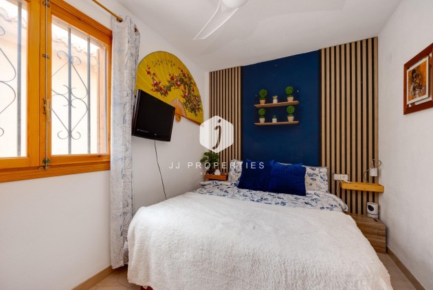 D'occasion - Bungalow -
Torrevieja - La Siesta - El Salado - Torreta