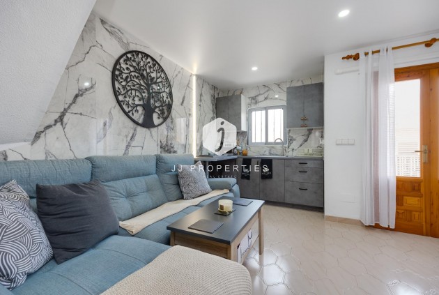 D'occasion - Bungalow -
Torrevieja - La Siesta - El Salado - Torreta