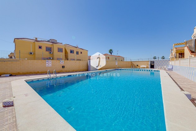 D'occasion - Bungalow -
Torrevieja - La Siesta - El Salado - Torreta
