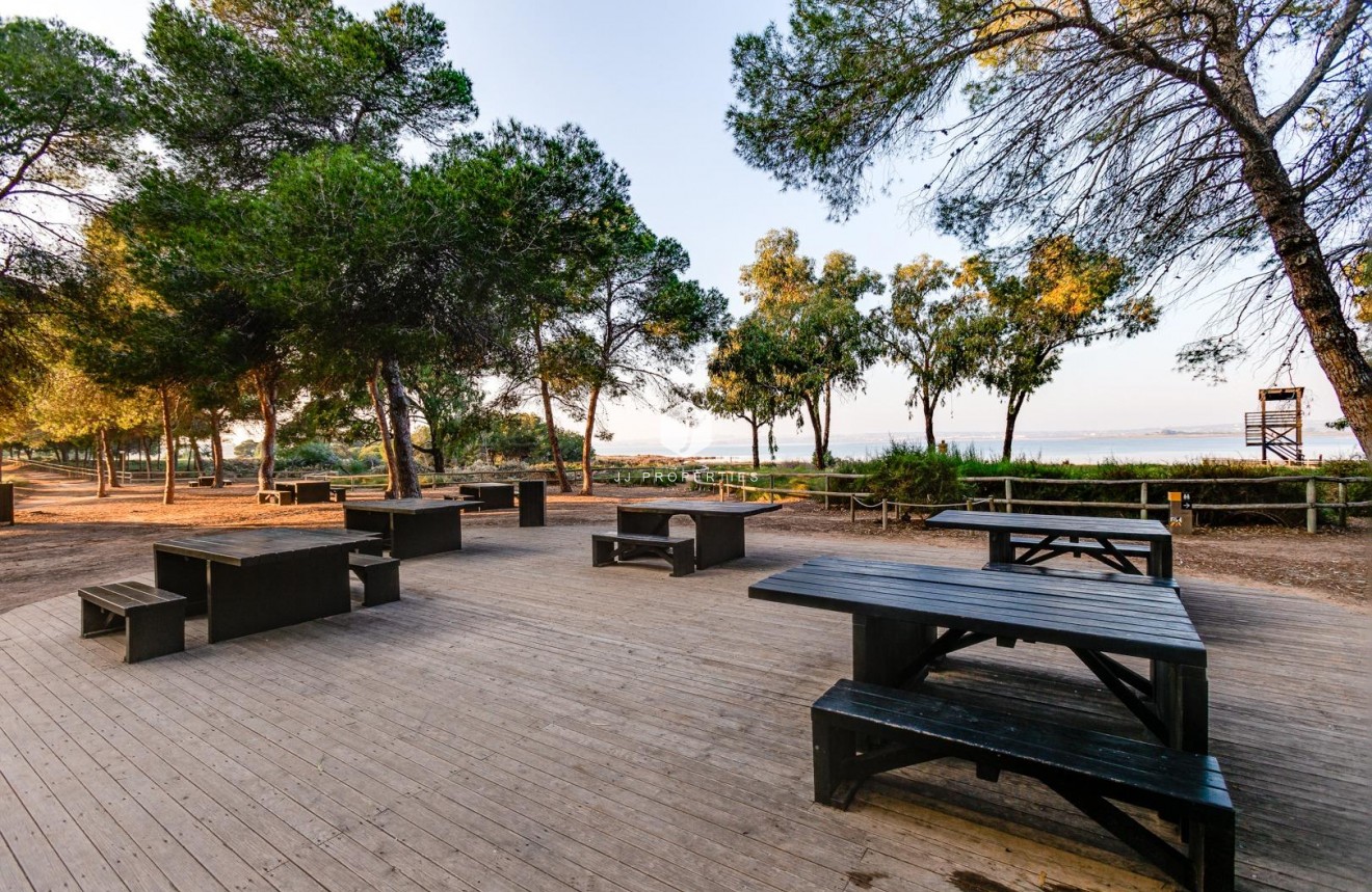 D'occasion - Bungalow -
Torrevieja - La Siesta - El Salado - Torreta