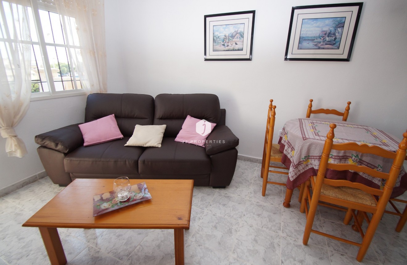 Aus zweiter Hand - Bungalow -
Orihuela Costa - Costa Blanca